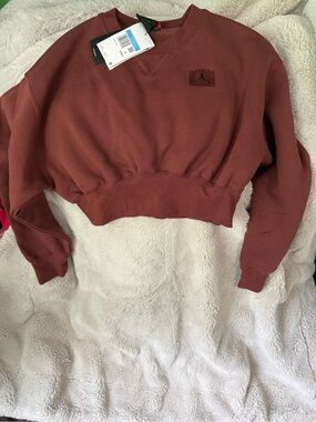Jordan Nike Cropped Crewneck Sweatshirt  burgundy